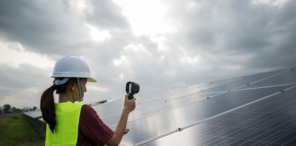 Does High Temperature Reduce Solar Power Output?