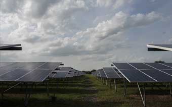 HOW SOLAR HYBRID SYSTEMS MAINTAIN ENERGY SUPPLY IN THE RAINY SEASON?